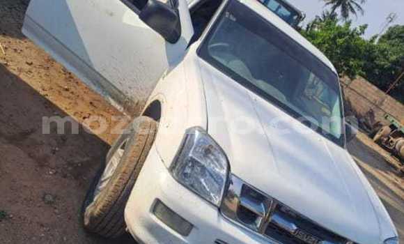 Comprar Usado Isuzu KB Branco Carro em Maputo em Maputo Comprar Usado Isuzu KB Branco Carro em Maputo em Maputo