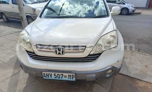 Comprar Usado Honda CR-V Branco Carro em Maputo em Maputo Comprar Usado Honda CR-V Branco Carro em Maputo em Maputo