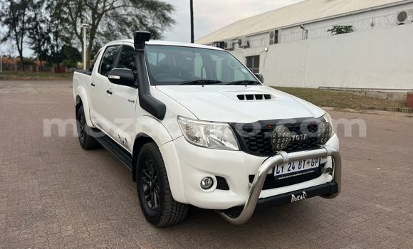 Buy Used Toyota Hilux White Car in Maputo in Maputo Buy Used Toyota Hilux White Car in Maputo in Maputo
