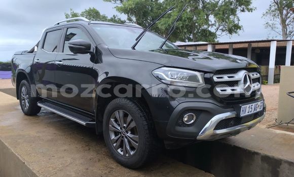 Nunua Mpya Mercedes‒Benz X-klasse Concept Nyeusi Gari ndani ya Maputo nchini Maputo