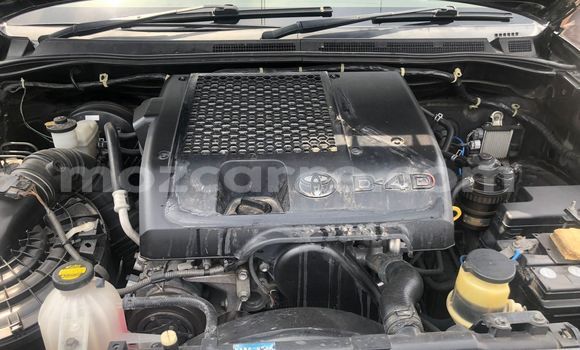 Nunua Ilio tumika Toyota Hilux Nyeusi Gari ndani ya Maputo nchini Maputo Nunua Ilio tumika Toyota Hilux Nyeusi Gari ndani ya Maputo nchini Maputo