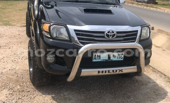 Nunua Ilio tumika Toyota Hilux Nyeusi Gari ndani ya Maputo nchini Maputo Nunua Ilio tumika Toyota Hilux Nyeusi Gari ndani ya Maputo nchini Maputo
