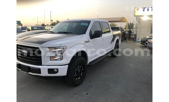 Comprar Importar Ford V8 Branco Carro em Import - Dubai em Cabo Delgado Comprar Importar Ford V8 Branco Carro em Import - Dubai em Cabo Delgado