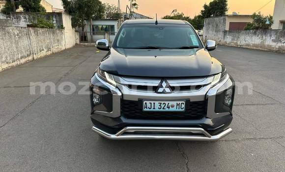 Nunua Ilio tumika Mitsubishi Triton Nyeusi Gari ndani ya Maputo nchini Maputo Nunua Ilio tumika Mitsubishi Triton Nyeusi Gari ndani ya Maputo nchini Maputo