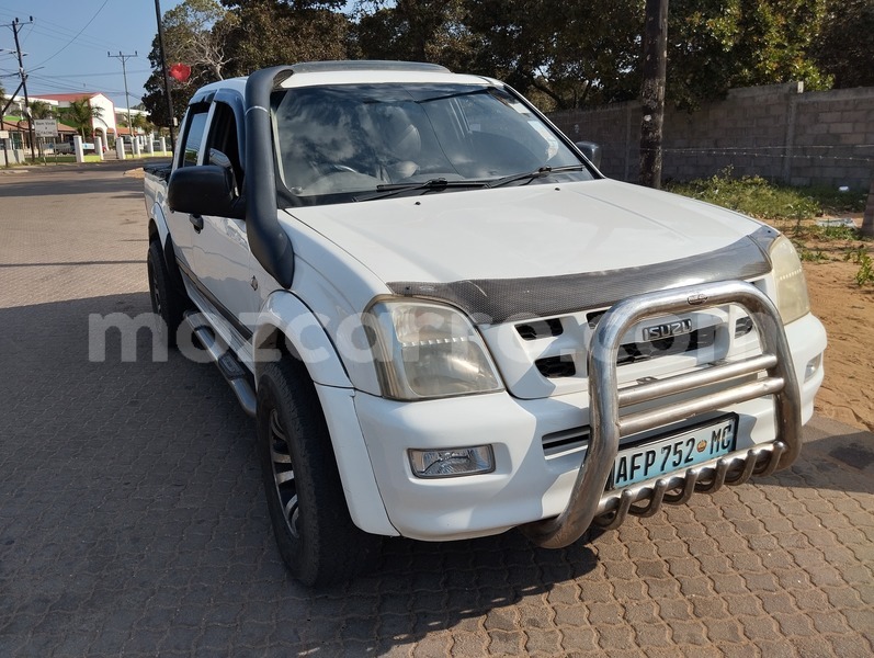 Big with watermark isuzu kb maputo maputo 30705