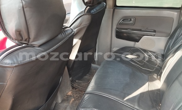 Nunua Ilio tumika Isuzu KB Nyeupe Gari ndani ya Maputo nchini Maputo Nunua Ilio tumika Isuzu KB Nyeupe Gari ndani ya Maputo nchini Maputo