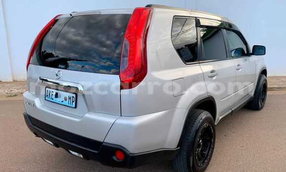 Comprar Usado Nissan X-Trail Prata Carro em Maputo em Maputo Comprar Usado Nissan X-Trail Prata Carro em Maputo em Maputo