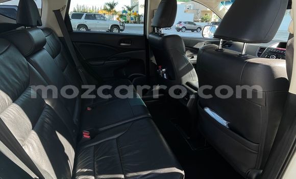 Buy Used Honda CR-V White Car in Maputo in Maputo Buy Used Honda CR-V White Car in Maputo in Maputo