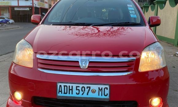 Comprar Usado Toyota Raum Vermelho Carro em Maputo em Maputo