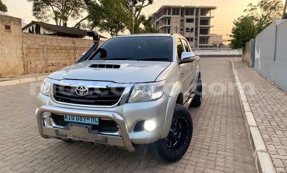 Buy Used Toyota Hilux Beige Car in Maputo in Maputo Buy Used Toyota Hilux Beige Car in Maputo in Maputo