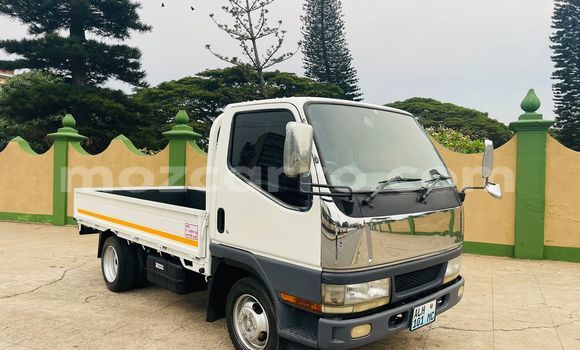 Comprar Usado Mitsubishi 500 Branco Carro em Maputo em Maputo Comprar Usado Mitsubishi 500 Branco Carro em Maputo em Maputo