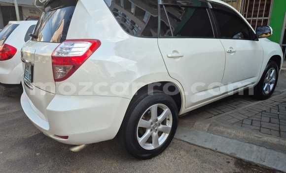Nunua Ilio tumika Toyota Vanguard Nyeupe Gari ndani ya Maputo nchini Maputo Nunua Ilio tumika Toyota Vanguard Nyeupe Gari ndani ya Maputo nchini Maputo
