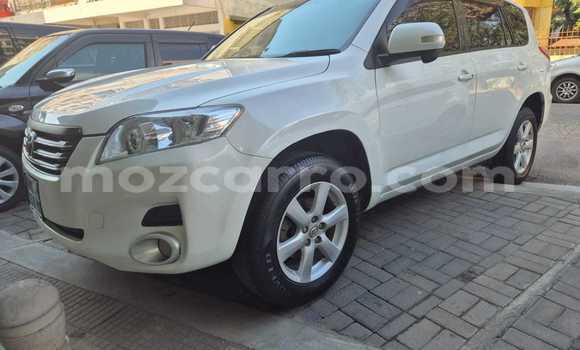 Nunua Ilio tumika Toyota Vanguard Nyeupe Gari ndani ya Maputo nchini Maputo Nunua Ilio tumika Toyota Vanguard Nyeupe Gari ndani ya Maputo nchini Maputo