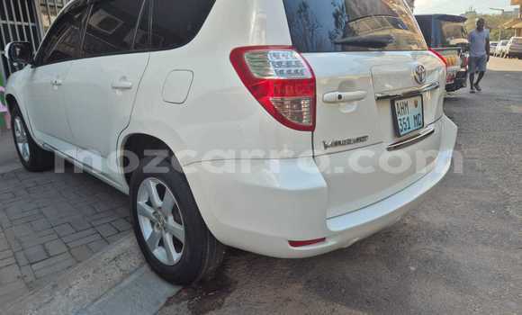Nunua Ilio tumika Toyota Vanguard Nyeupe Gari ndani ya Maputo nchini Maputo Nunua Ilio tumika Toyota Vanguard Nyeupe Gari ndani ya Maputo nchini Maputo
