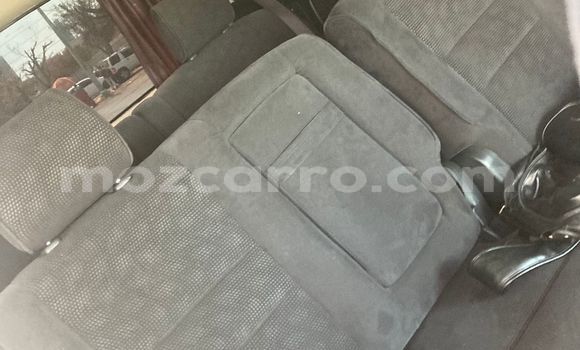 Nunua Ilio tumika Toyota Alphard Nyeupe Gari ndani ya Maputo nchini Maputo Nunua Ilio tumika Toyota Alphard Nyeupe Gari ndani ya Maputo nchini Maputo