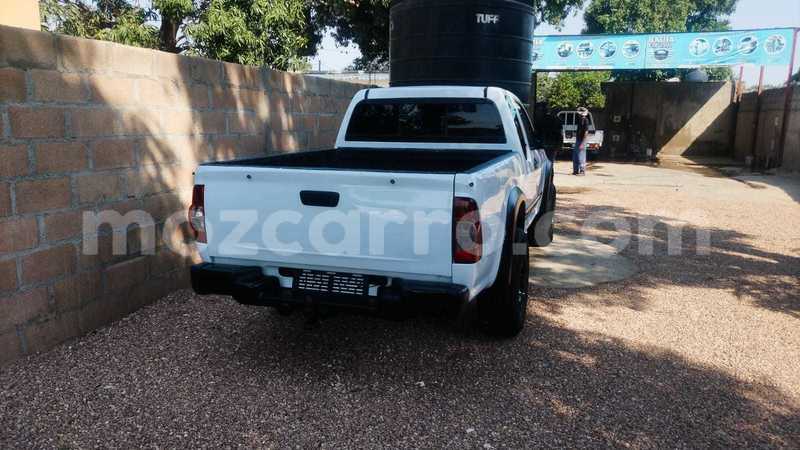 Big with watermark isuzu kb maputo maputo 30754