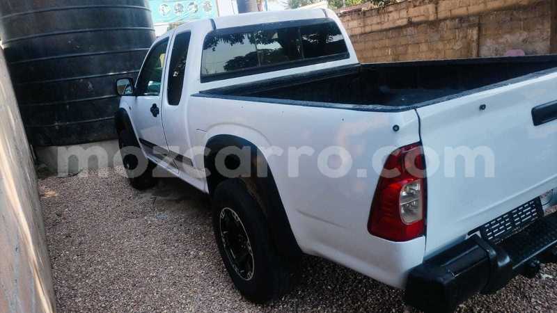 Big with watermark isuzu kb maputo maputo 30754