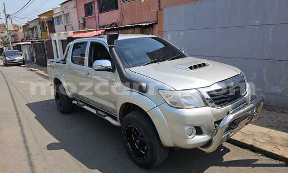 Nunua Ilio tumika Toyota Hilux Nyingine Gari ndani ya Maputo nchini Maputo