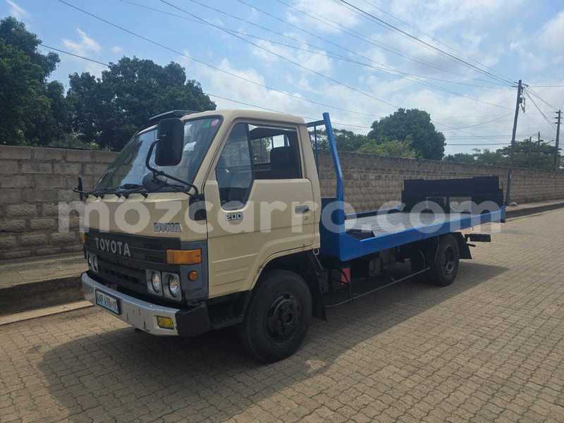 Big with watermark toyota dyna maputo maputo 30759