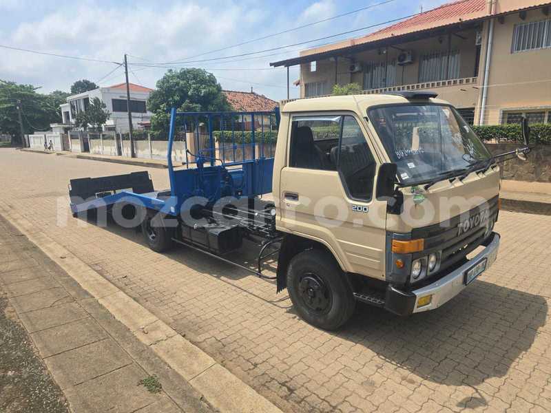 Big with watermark toyota dyna maputo maputo 30759