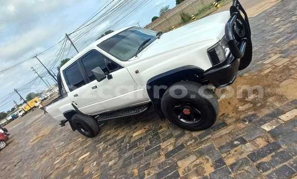 Tenga Tsaru Toyota Hilux Chena Mota in Maputo in Maputo Tenga Tsaru Toyota Hilux Chena Mota in Maputo in Maputo