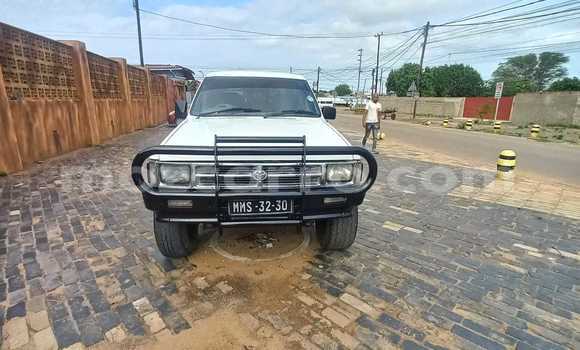 Tenga Tsaru Toyota Hilux Chena Mota in Maputo in Maputo Tenga Tsaru Toyota Hilux Chena Mota in Maputo in Maputo