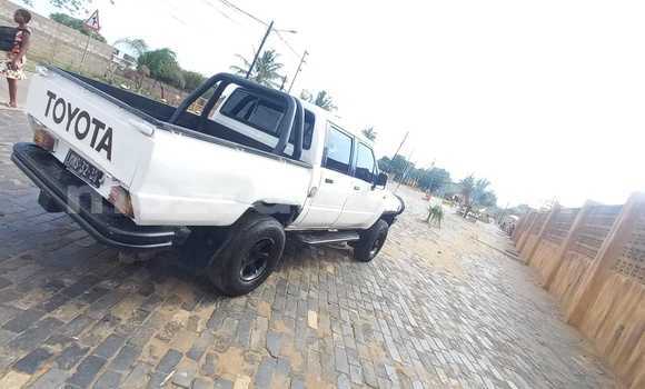 Tenga Tsaru Toyota Hilux Chena Mota in Maputo in Maputo Tenga Tsaru Toyota Hilux Chena Mota in Maputo in Maputo