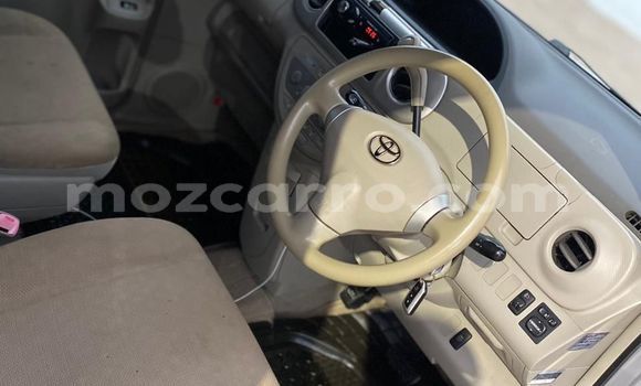 Nunua Ilio tumika Toyota Porte Fedha Gari ndani ya Maputo nchini Maputo Nunua Ilio tumika Toyota Porte Fedha Gari ndani ya Maputo nchini Maputo