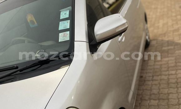 Nunua Ilio tumika Toyota Porte Fedha Gari ndani ya Maputo nchini Maputo Nunua Ilio tumika Toyota Porte Fedha Gari ndani ya Maputo nchini Maputo