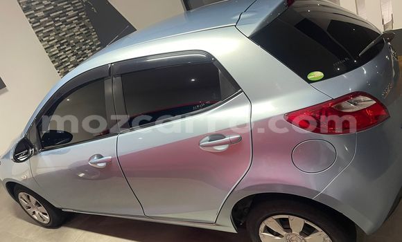 Comprar Usado Mazda Demio Azul Carro em Maputo em Maputo Comprar Usado Mazda Demio Azul Carro em Maputo em Maputo