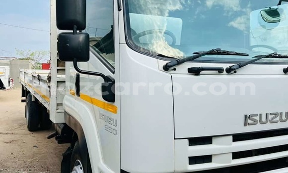 Nunua Mpya Isuzu FTR 850 Nyeupe Lori ndani ya Chibuto nchini Gaza Nunua Mpya Isuzu FTR 850 Nyeupe Lori ndani ya Chibuto nchini Gaza