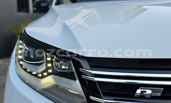 Nunua Ilio tumika Volkswagen Tiguan Nyeupe Gari ndani ya Maputo nchini Maputo Nunua Ilio tumika Volkswagen Tiguan Nyeupe Gari ndani ya Maputo nchini Maputo