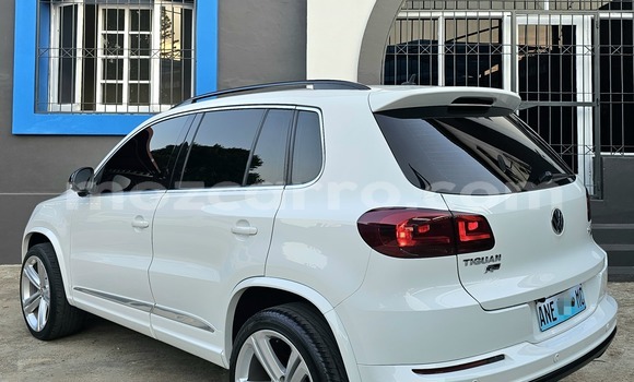 Nunua Ilio tumika Volkswagen Tiguan Nyeupe Gari ndani ya Maputo nchini Maputo Nunua Ilio tumika Volkswagen Tiguan Nyeupe Gari ndani ya Maputo nchini Maputo
