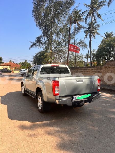 Big with watermark isuzu d max maputo maputo 30793