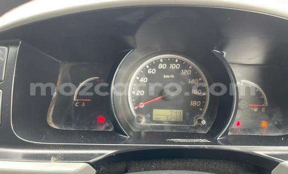 Nunua Ilio tumika Toyota Hilux Nyeupe Gari ndani ya Maputo nchini Maputo Nunua Ilio tumika Toyota Hilux Nyeupe Gari ndani ya Maputo nchini Maputo