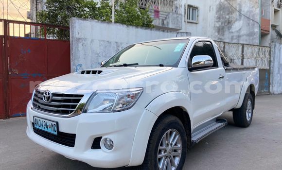 Buy Used Toyota Hilux White Car in Maputo in Maputo Buy Used Toyota Hilux White Car in Maputo in Maputo