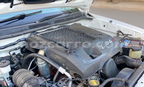 Buy Used Toyota Hilux White Car in Maputo in Maputo Buy Used Toyota Hilux White Car in Maputo in Maputo