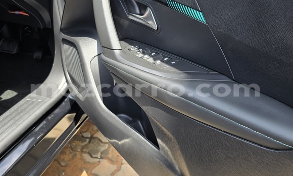 Comprar Usado Peugeot 104 Preto Carro em Maputo em Maputo Comprar Usado Peugeot 104 Preto Carro em Maputo em Maputo