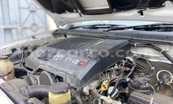 Buy Used Toyota Hilux White Car in Maputo in Maputo Buy Used Toyota Hilux White Car in Maputo in Maputo