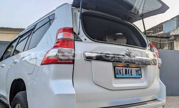 Comprar Novo Toyota Land Cruiser Prado Branco Carro em Maputo em Maputo Comprar Novo Toyota Land Cruiser Prado Branco Carro em Maputo em Maputo