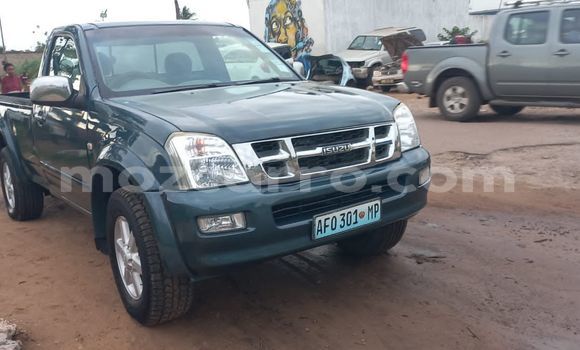 Comprar Usado Isuzu KB Azul Carro em Maputo em Maputo Comprar Usado Isuzu KB Azul Carro em Maputo em Maputo