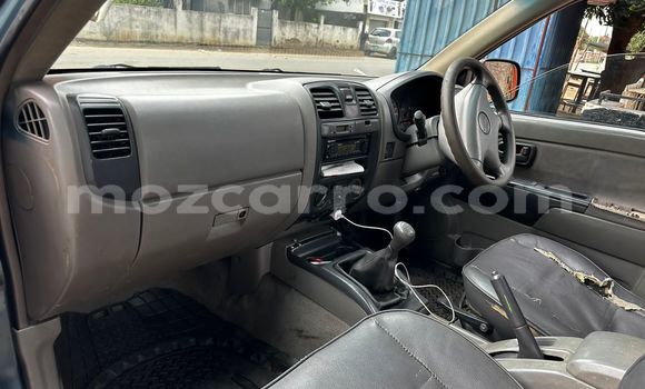 Comprar Usado Isuzu KB Azul Carro em Maputo em Maputo Comprar Usado Isuzu KB Azul Carro em Maputo em Maputo
