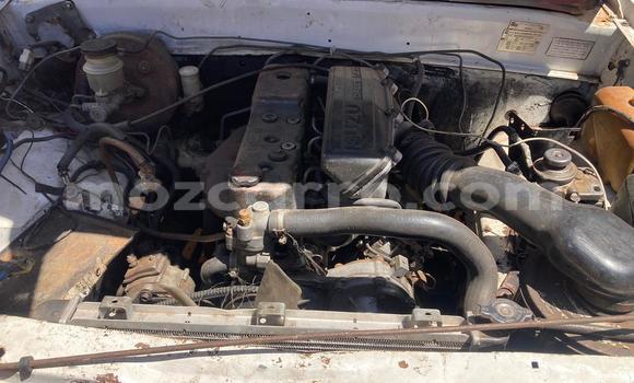 Nunua Ilio tumika Isuzu KB Nyeupe Gari ndani ya Maputo nchini Maputo Nunua Ilio tumika Isuzu KB Nyeupe Gari ndani ya Maputo nchini Maputo