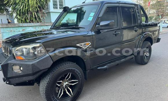 Nunua Ilio tumika Mahindra Armada Nyeusi Gari ndani ya Maputo nchini Maputo Nunua Ilio tumika Mahindra Armada Nyeusi Gari ndani ya Maputo nchini Maputo