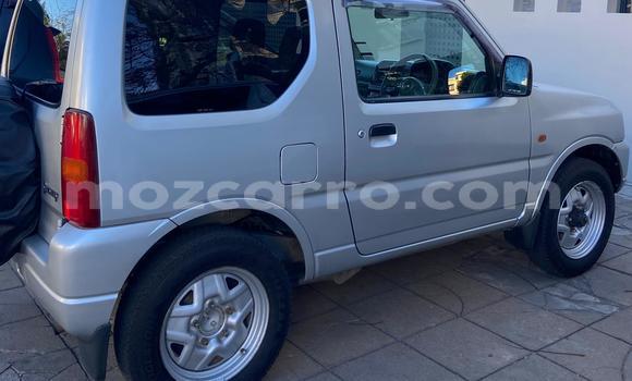 Tenga Tsaru Suzuki Jimny Zvimwe Mota in Maputo in Maputo Tenga Tsaru Suzuki Jimny Zvimwe Mota in Maputo in Maputo
