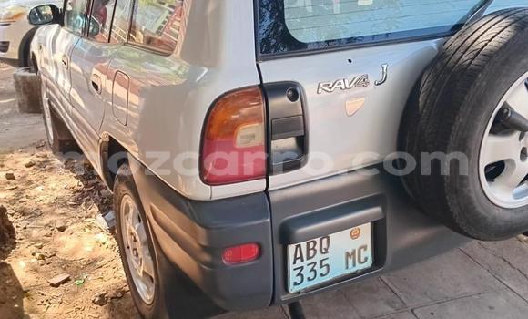 Comprar Usado Toyota RAV4 Prata Carro em Maputo em Maputo Comprar Usado Toyota RAV4 Prata Carro em Maputo em Maputo