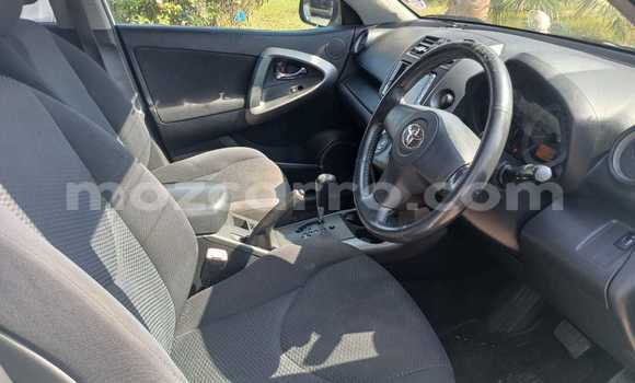Comprar Usado Toyota RAV4 Branco Carro em Maputo em Maputo Comprar Usado Toyota RAV4 Branco Carro em Maputo em Maputo