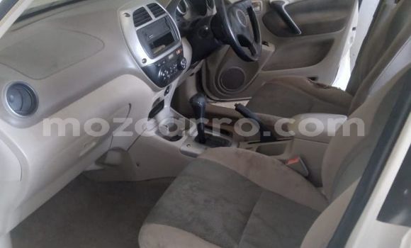 Buy Used Toyota RAV4 White Car in Maputo in Maputo Buy Used Toyota RAV4 White Car in Maputo in Maputo