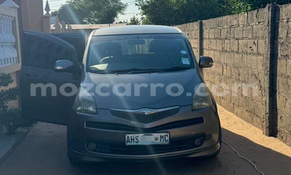 Comprar Usado Toyota Ractis Castanho Carro em Maputo em Maputo Comprar Usado Toyota Ractis Castanho Carro em Maputo em Maputo
