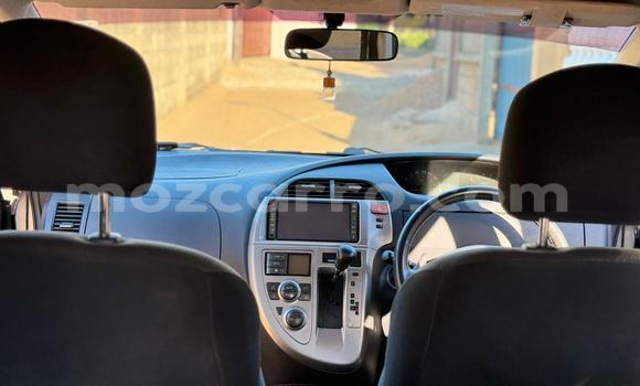 Comprar Usado Toyota Ractis Castanho Carro em Maputo em Maputo Comprar Usado Toyota Ractis Castanho Carro em Maputo em Maputo